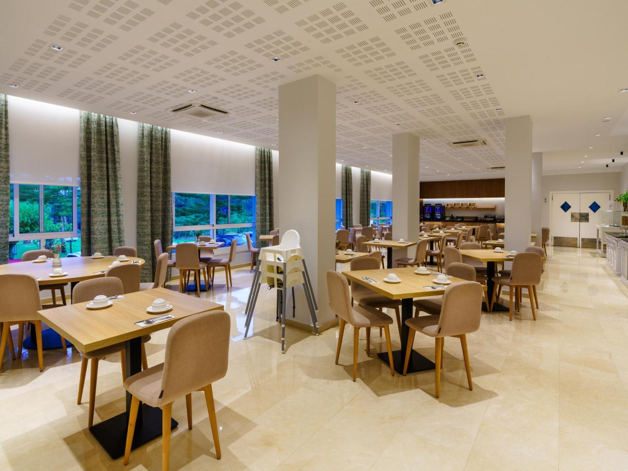 Hotel Spa Atlantico 샌비셴테드마르 외부 사진